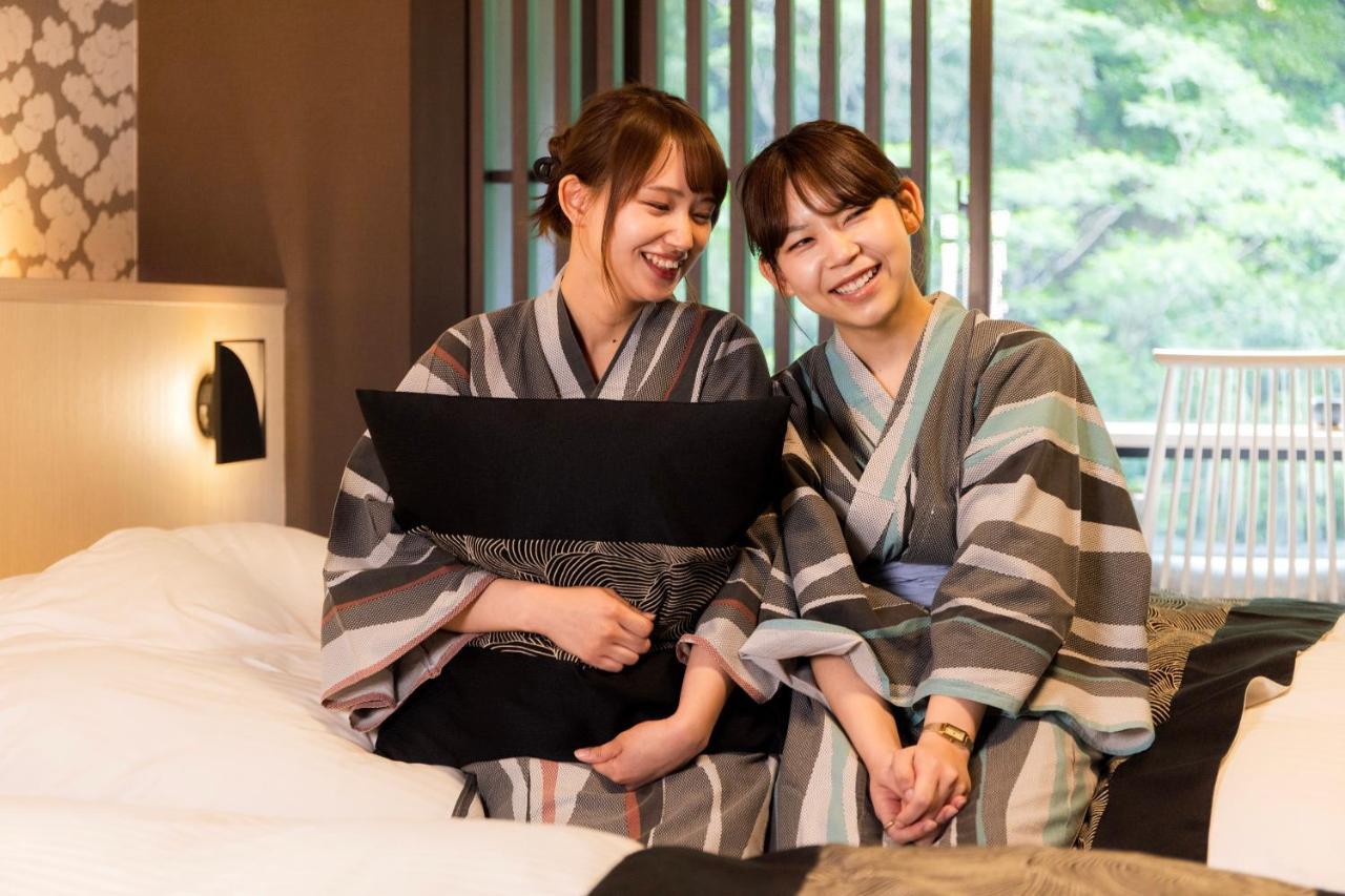 Yamanakaonsen Ohanami Kyubei Кага Экстерьер фото