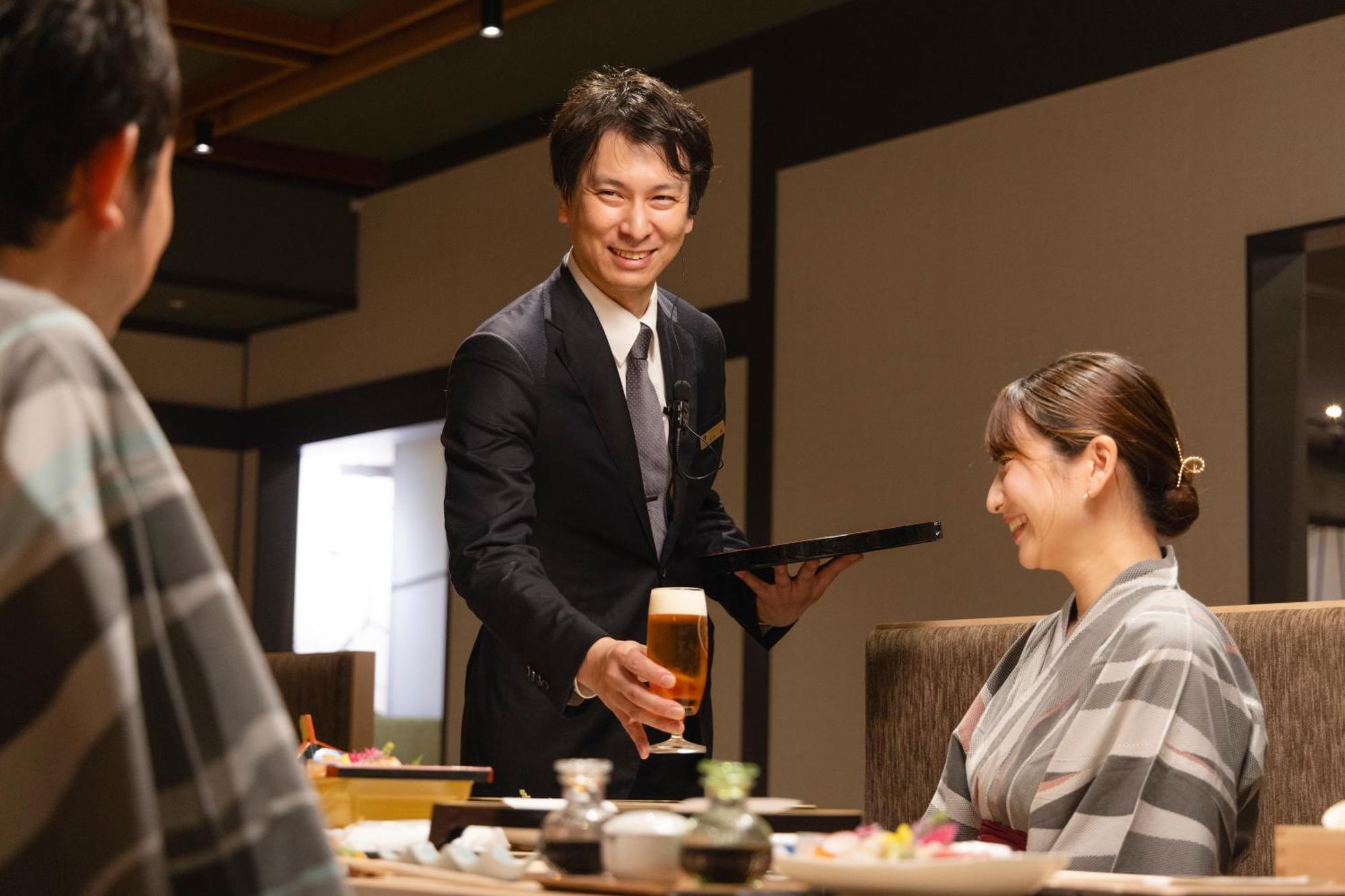 Yamanakaonsen Ohanami Kyubei Кага Экстерьер фото